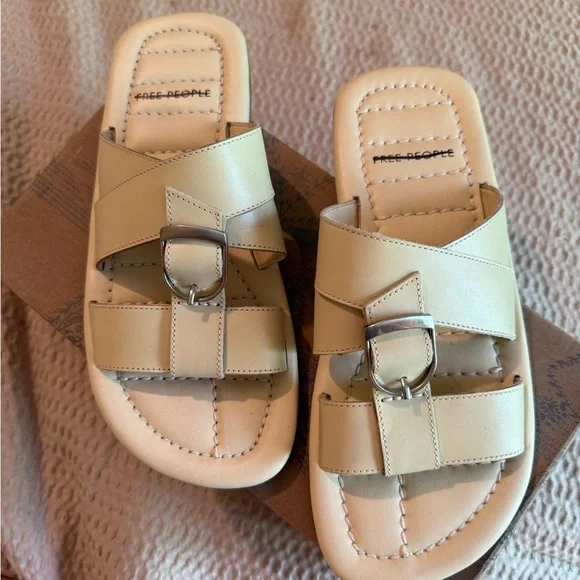 Free People Tan Slide Sandals - Picture 1 of 6